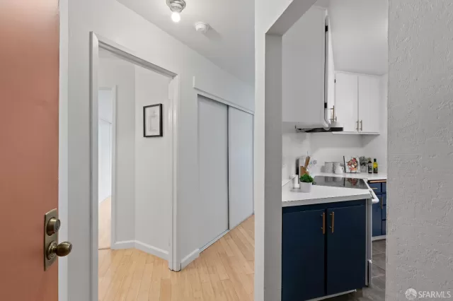 MLS: 425058785 Condo For Sale