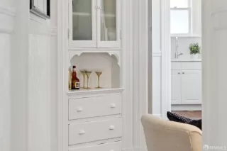 Photo #6: 425058919 Listing