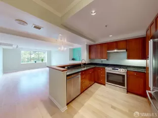 Photo #5: 425059353 Listing 