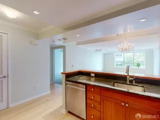 Photo #6: 425059353 Listing 