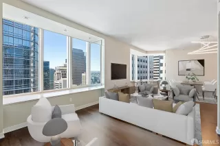 Photo #6: 425059471 Listing