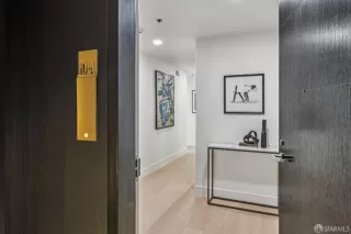 Photo #2: 425059827 Listing 