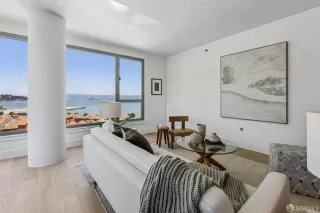 Photo #4: 425059827 Listing 