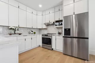 Photo #6: 425059853 Listing 