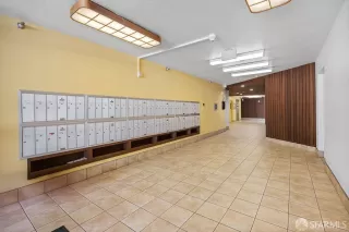 Photo #3: 425060773 Listing