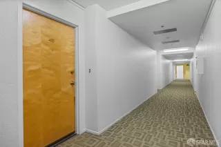 Photo #5: 425060773 Listing