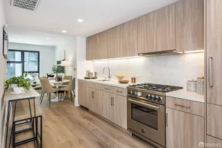 Photo #6: 425060798 Listing