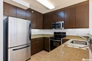 Photo #5: 425061114 Listing 