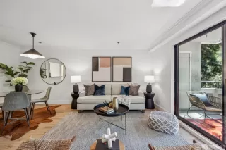 Photo #6: 425061407 Listing