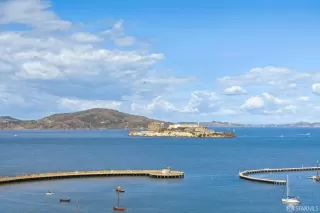 Photo #2: 425061533 Listing 