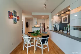 Photo #6: 425061933 Listing