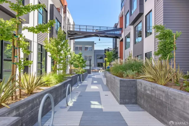 MLS: 425061997 Condo For Sale