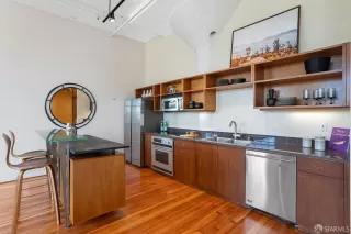 Photo #3: 425062958 Listing 