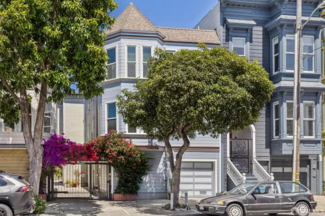 MLS: 425063105 Condo For Sale