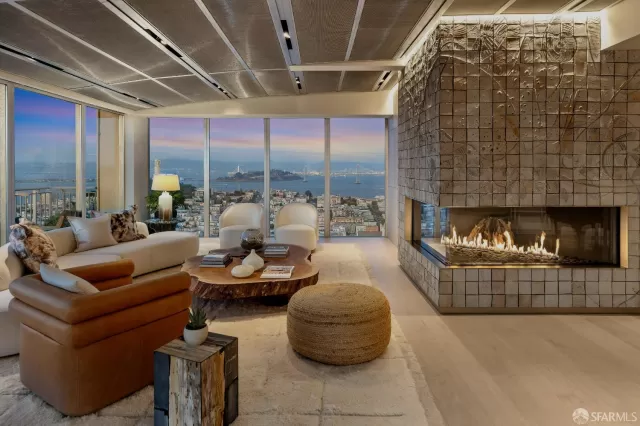 MLS: 425063307 Condo For Sale