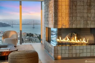 Photo #5: 425063307 Listing