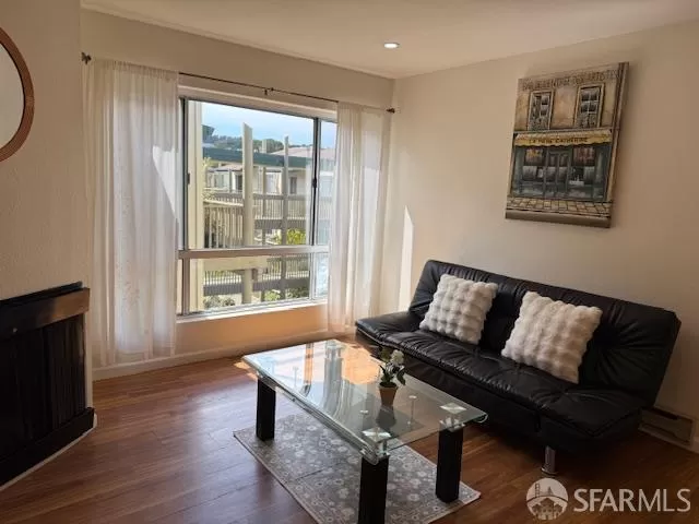 MLS: 425063461 Condo For Sale