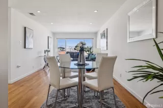 Photo #5: 425063600 Listing 