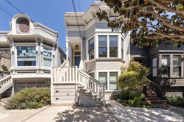 MLS: 425064163 Condo For Sale