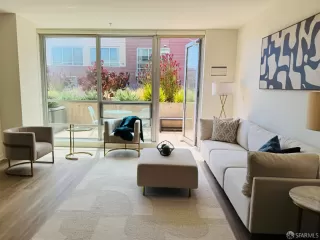 Photo #2: 425064247 Listing 