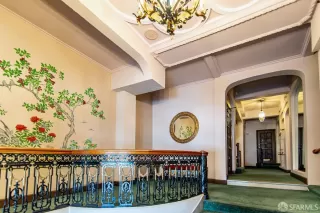 Photo #3: 425064461 Listing