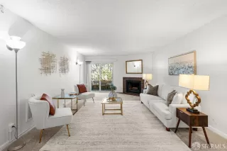 Photo #6: 425064895 Listing 