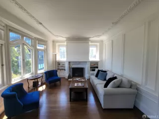 Photo #2: 425064978 Listing 