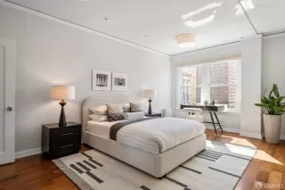 Photo #5: 425065177 Listing 