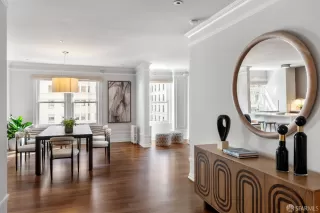 Photo #6: 425065177 Listing 