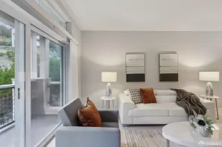 Photo #6: 425065427 Listing 