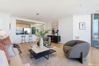 Photo #5: 425065504 Listing 