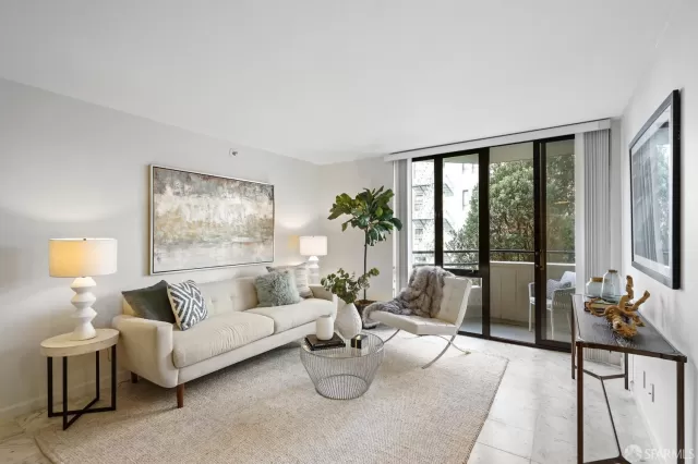 MLS: 425065682 Condo For Sale