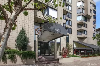 Photo #4: 425065682 Listing 