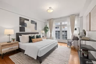 Photo #2: 425065719 Listing