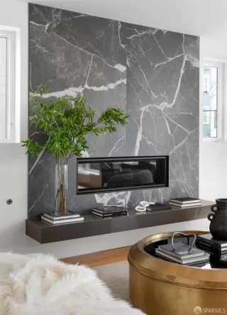 Photo #3: 425066115 Listing