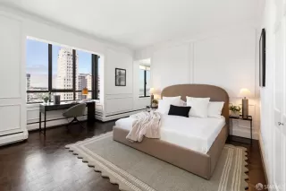 Photo #4: 425066307 Listing 