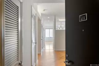 Photo #3: 425066384 Listing 