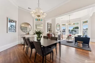 Photo #2: 425066425 Listing