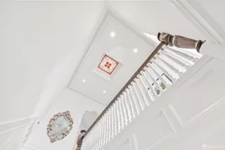 Photo #6: 425066425 Listing