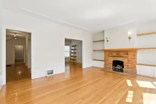 Photo #4: 425066639 Listing 