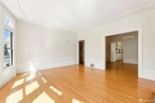 Photo #5: 425066639 Listing 