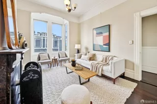 Photo #3: 425066640 Listing 