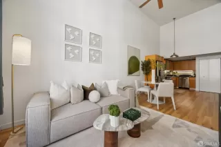 Photo #6: 425067644 Listing 