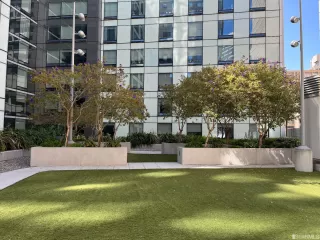 Photo #4: 425068028 Listing 