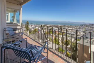 Photo #3: 425068112 Listing