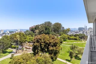 Photo #4: 425068146 Listing 