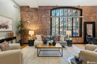 More Details about MLS # 425068208 : 16 JESSIE STREET #205