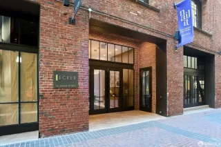 Photo #2: 425068208 Listing 