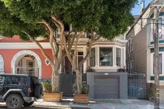 Photo #3: 425068785 Listing 