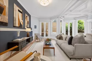 Photo #5: 425068939 Listing 